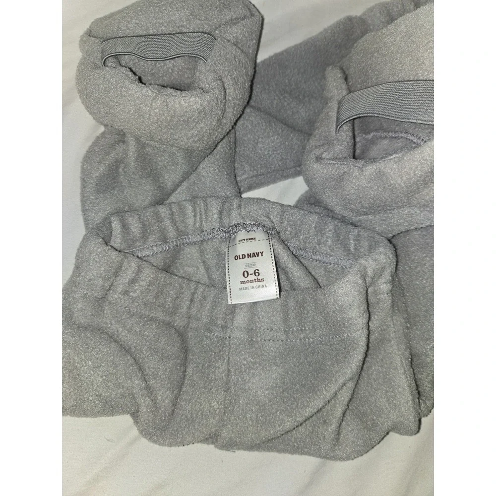 Old Navy Gray Shark Fleece Halloween Costume Infant 0-6 Months 2 Piece Set